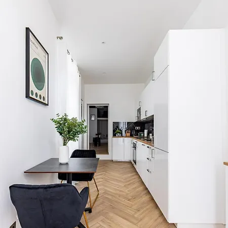 Apartment Bd Saint Germain- Pont Neuf - Charming *